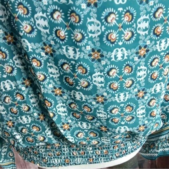 Maxi Studio Blouse Size S Flare Sleeves Lined Elastic Hem Paisley NEW - Picture 8 of 12